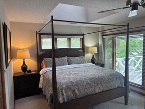 5 habitaciones, escritorio, tabla de planchar con plancha y wifi gratis 