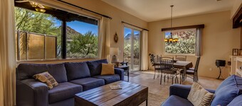 Beautiful Tucson Casa