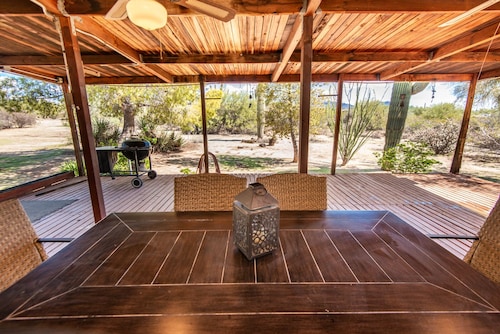 SPRING SPECIALS:Cozy Farmhouse in the Desert close to Troon, Mayo and WestWorld