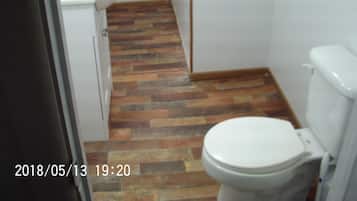 Sabonete, papel higiênico