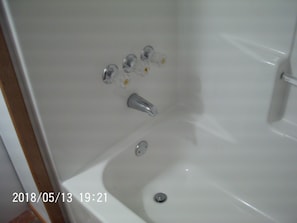 Soap, toilet paper - Two Bedroom Vacation House ~ Walking Distance To Crater Of Diamonds (Murfreesboro)