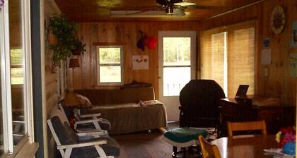 Cabin in hiking heaven with access to beautiful Webb Lake - the Western Mtns
