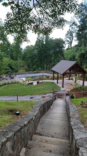 Property grounds - Luxury living Amazing Mtn Views! indoor pool & spa (Gatlinburg)