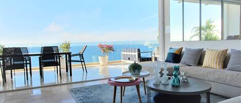 TV connectée, lecteur de DVD, chaîne hi-fi