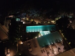 Outdoor pool, a heated pool