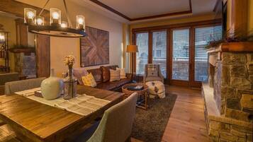 Smart TV, fireplace, books