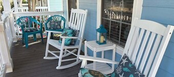 16th and Paradise - 2 Miles From Parris Island!