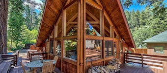 3 Bdrm Quintessential Cabin in the Woods On a Creek Sleeps 5