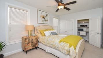 3 bedrooms, in-room safe, desk, iron/ironing board