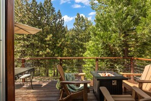 Property grounds - Outdoor Soaking Tubs, Sauna, Firepit, Arcade Room (Lake Arrowhead)