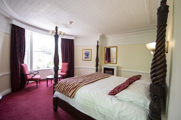 15 bedrooms, desk, iron/ironing board, free WiFi