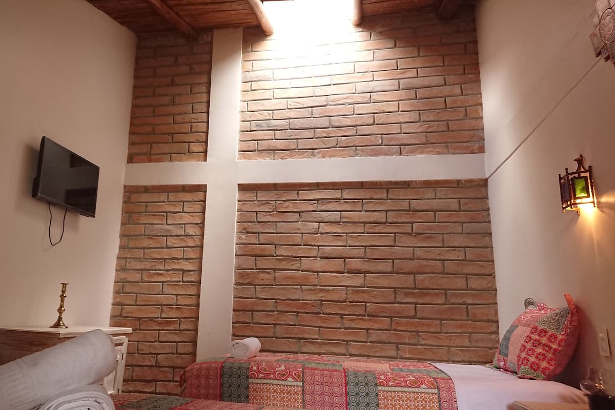 Economy Triple Room, Multiple Beds, Non Smoking