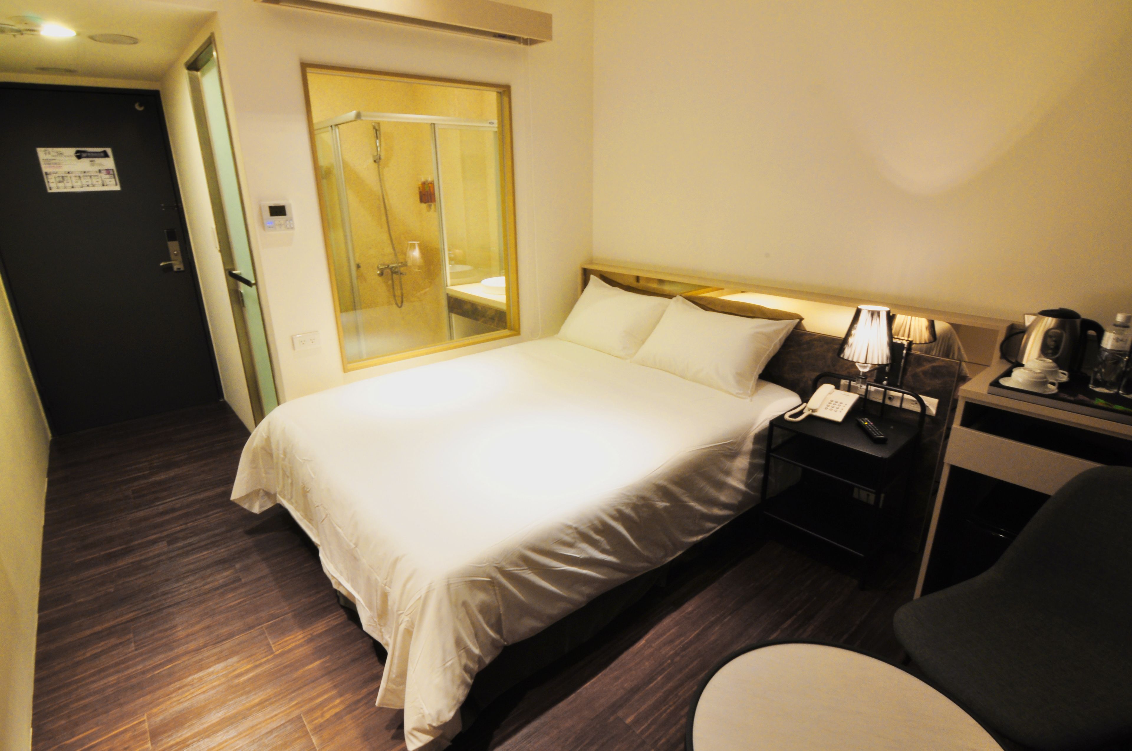 economy double room, non smoking | egyptian cotton sheets, premium bedding, blackout curtains