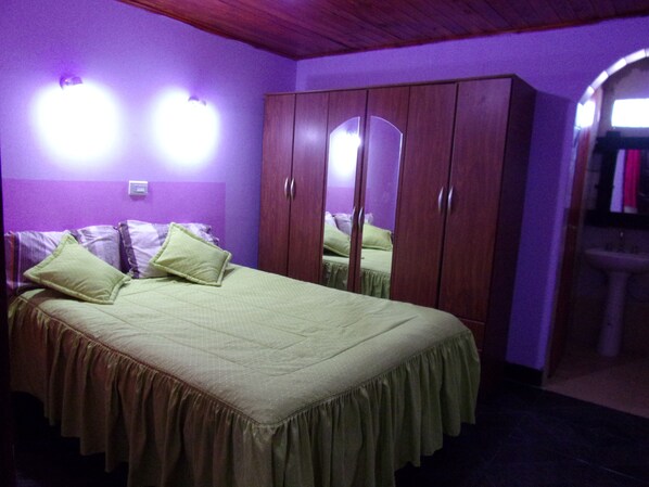 Chambre Double, 1 lit double