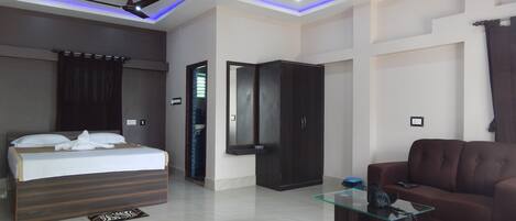 Cottage Deluks, 1 Tempat Tidur Queen, Boleh Merokok, pemandangan kebun | Seprai katun Mesir, seprai premium, dan bantalan ekstra lembut