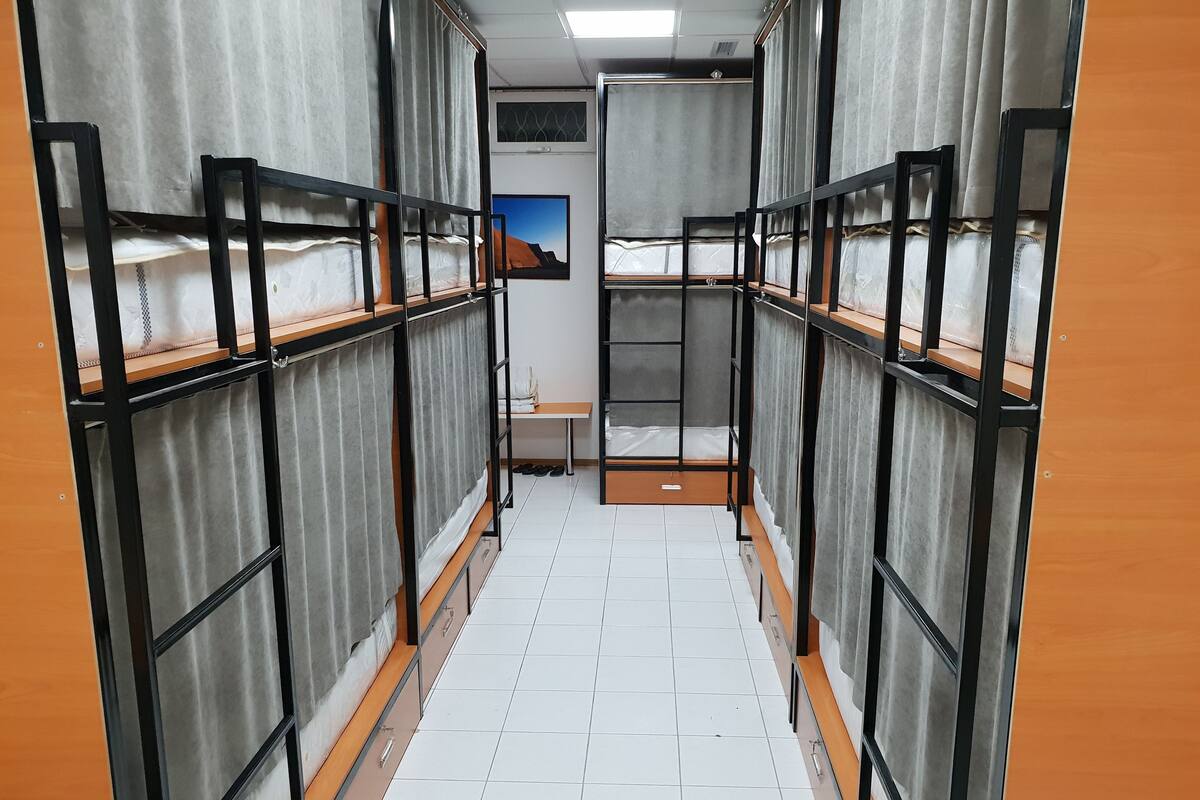 Dormitorio compartido, solo para hombres | Wifi gratis