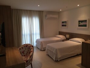 Loft Business, 1 letto matrimoniale | Con stile personalizzato, con arredamento individuale, una scrivania