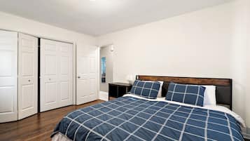 1 bedroom, in-room safe, iron/ironing board, free WiFi