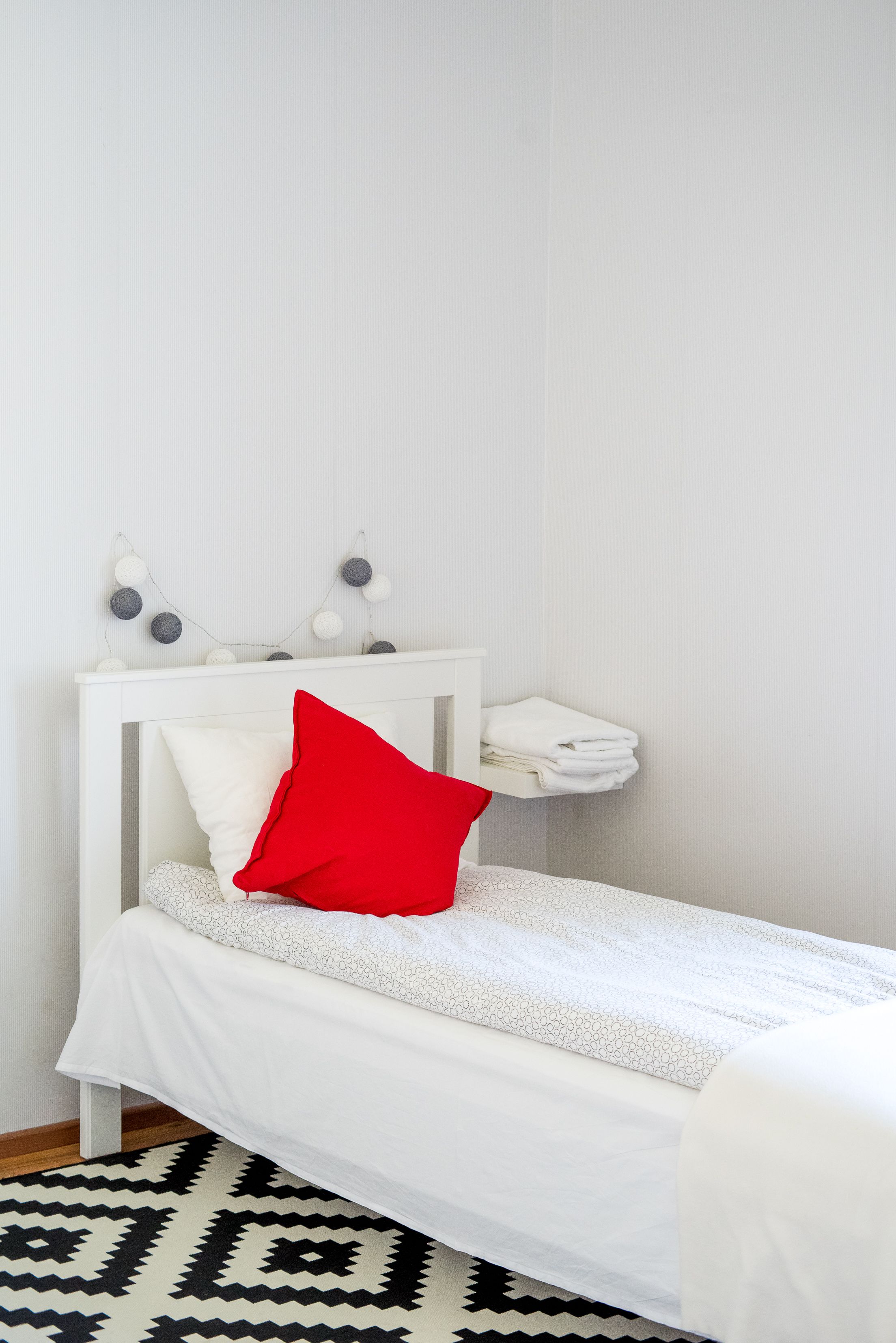 comfort duplex, multiple beds, non smoking | individually decorated, blackout curtains, free wifi, bed sheets