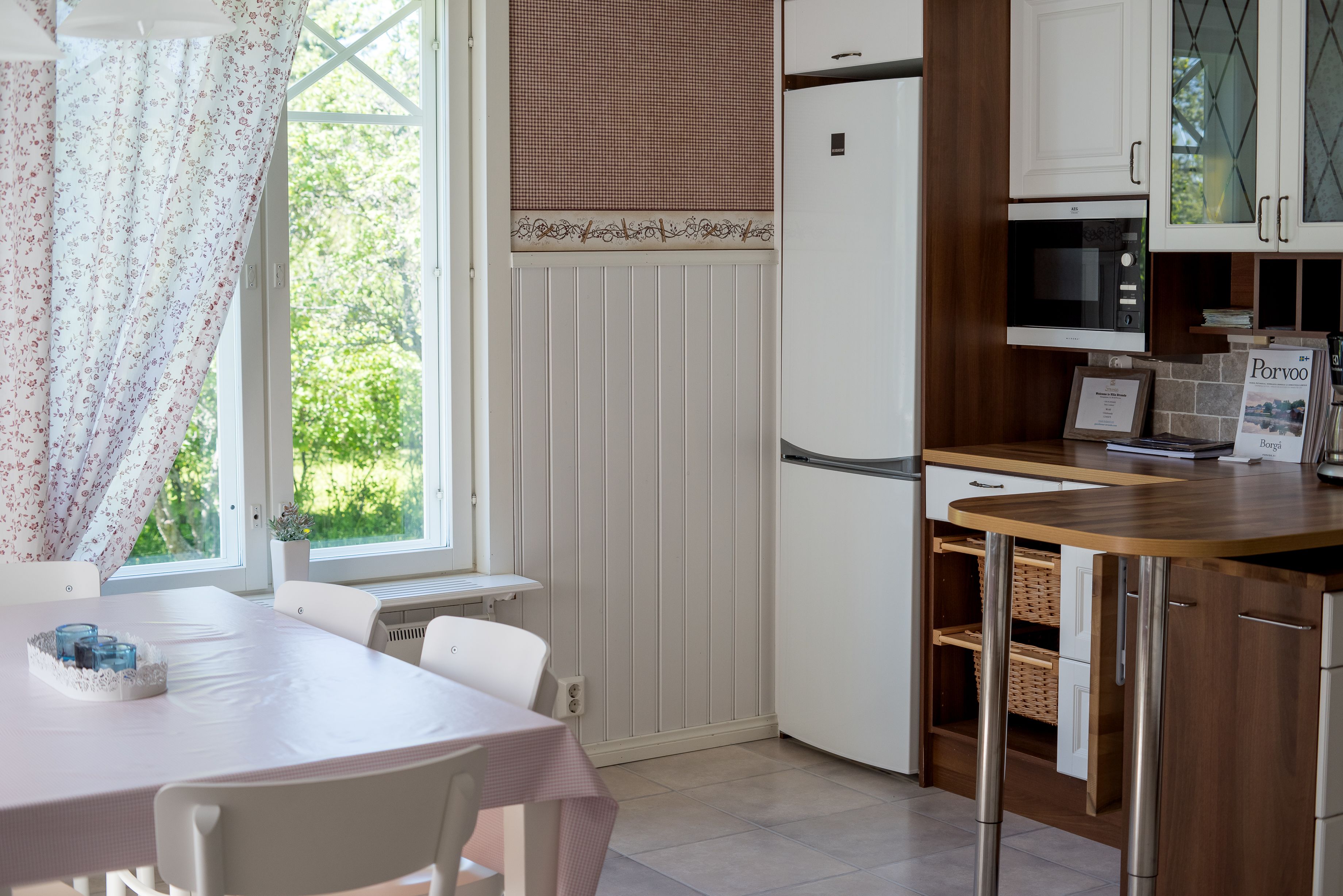 deluxe villa, 2 bedrooms, non smoking, sauna | private kitchen | microwave, coffee/tea maker, electric kettle