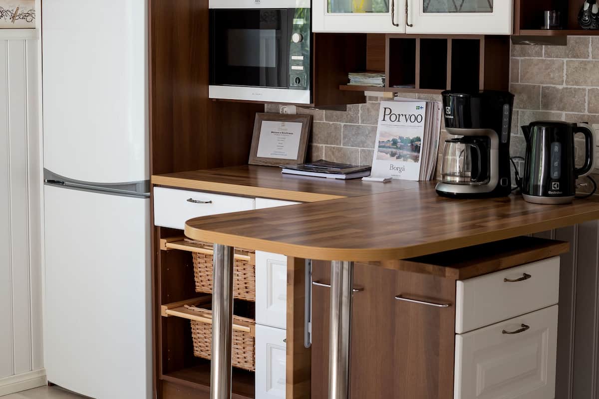 deluxe villa, 2 bedrooms, non smoking, sauna | private kitchen | microwave, coffee/tea maker, electric kettle