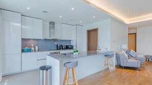 Private kitchen - FAM Living - City Walk (Dubai)