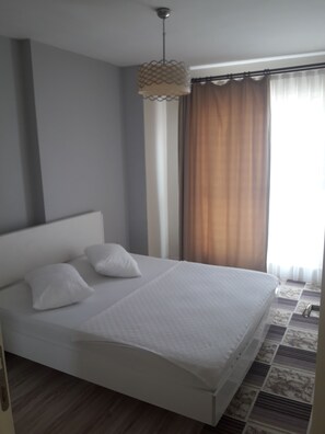 Huoneisto, 1 makuuhuone | 1 makuuhuone, minibaari (osa tuotteista ilmaisia), työpöytä