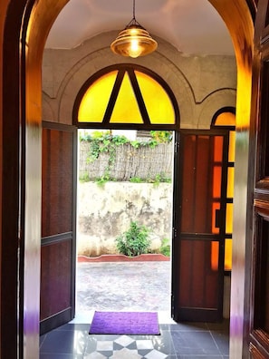 Entrada interior