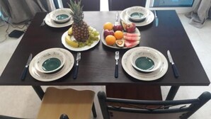 Shared fridge, shared microwave - Best Beach Hostel (Dubai)