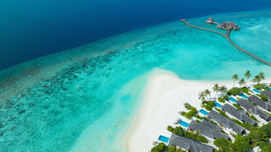 Emerald Faarufushi Resort & Spa
