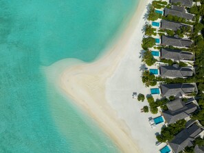 1 bedroom, premium bedding, memory-foam beds, minibar - Emerald Faarufushi Resort & Spa (Faarufushi)