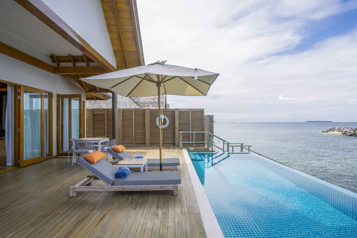 superior water villa with pool | private pool
