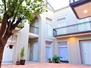 Courtyard - Hotel Mamá Carlota (Querétaro)