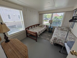4 bedrooms, iron/ironing board, free WiFi, bed sheets - Nantucket Style oceanfront home directly on a sandy beach (Marshfield)