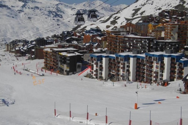 Résidence vue de l'extérieur.