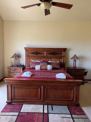 8 bedrooms, desk, iron/ironing board, travel cot