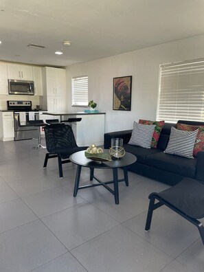 Interior - Stylish Pool Home in South Florida (Hollywood)