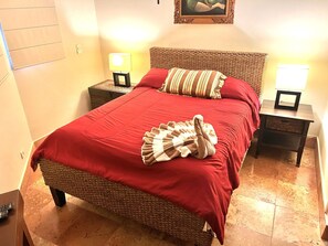 3 chambres, fer et planche à repasser, Wi-Fi, draps fournis