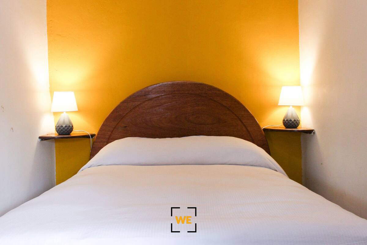 Blackout curtains, free WiFi, bed sheets