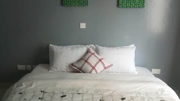 1 bedroom, individually decorated, individually furnished