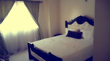 Comfort-íbúð - 1 meðalstórt tvíbreitt rúm | 1 svefnherbergi, sérhannaðar innréttingar, sérvalin húsgögn