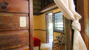 1 habitación, decoración personalizada y muebles diferentes