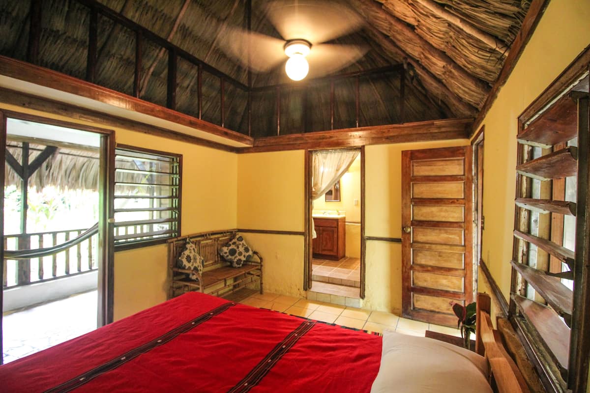 Comfort Cabin, Multiple Beds, Private Bathroom, Garden View | 1 bedroom, individually decorated, individually furnished, free WiFi