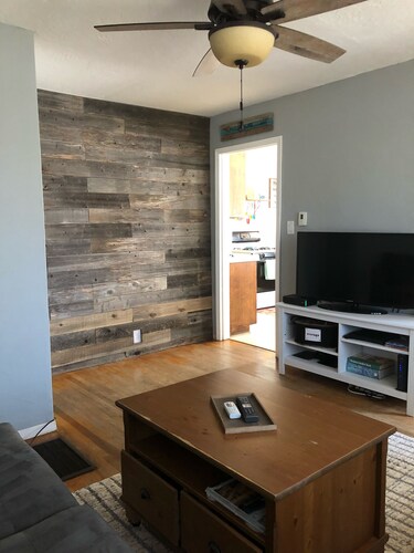 Cozy Family & Pet Friendly Home