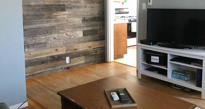 Cozy Family & Pet Friendly Home