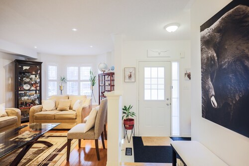 Modern Luxury Home - 30 Days plus rental