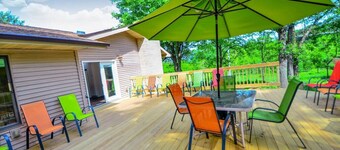 *新しいリスト|ビッグフットバンガロー@ DellsVacay |広々とした5BR | Mins to Wis Dells