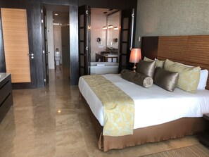 1 chambre, fer et planche Ă repasser, Wi-Fi, draps fournis