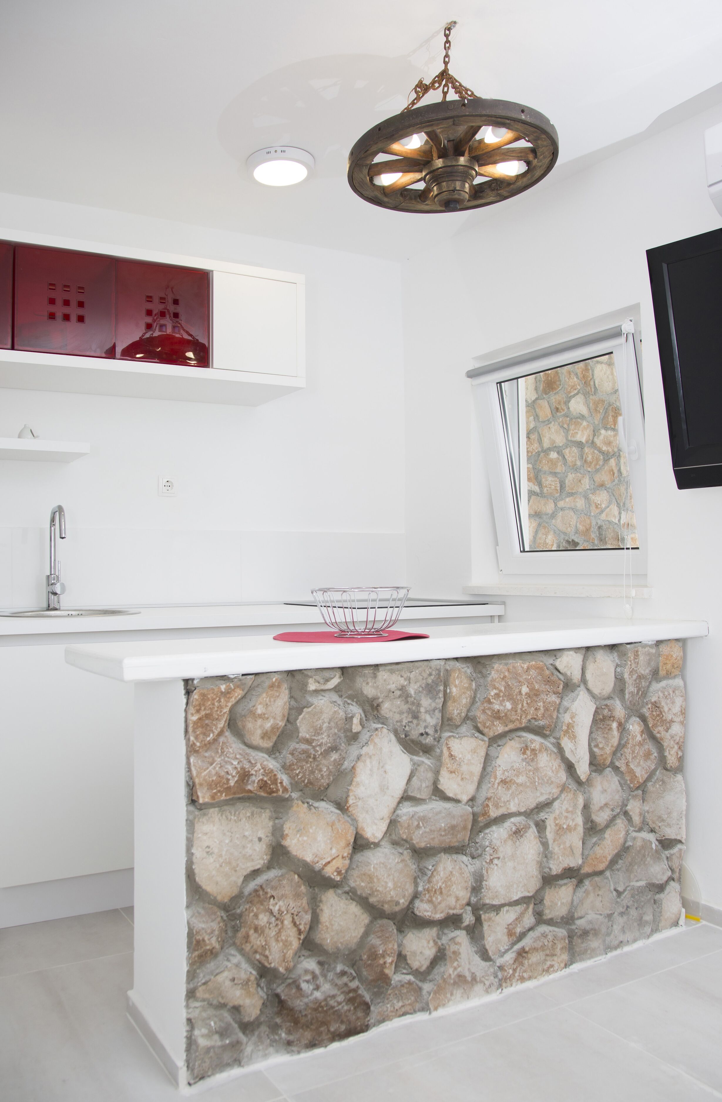 Refrigerador, microondas, parrilla de estufa y lavavajillas 