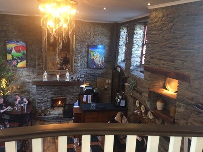 Stunning 3 Bedroom Apartment overlooking Kinsale Marina